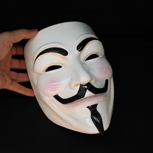 Maske bemalt